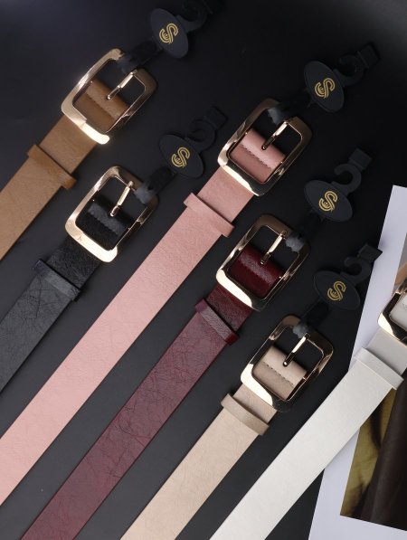 دزينة حزام نسائي جلد فاخر.