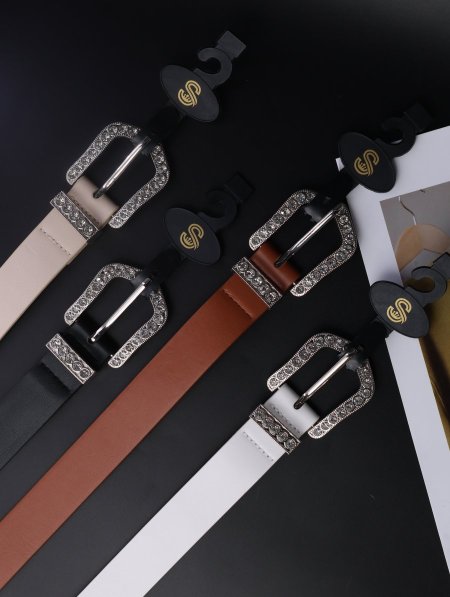 دزينة حزام نسائي جلد فاخر مع سترس.