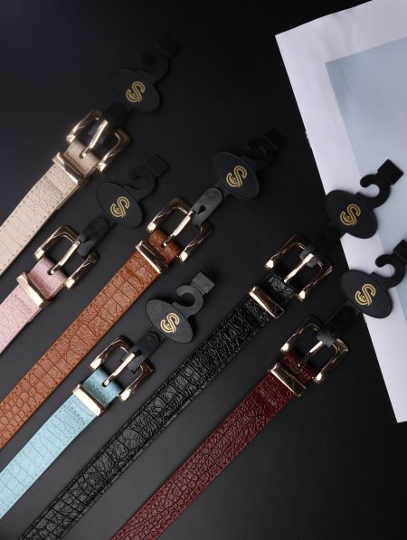 دزينة حزام نسائي جلد فاخر.