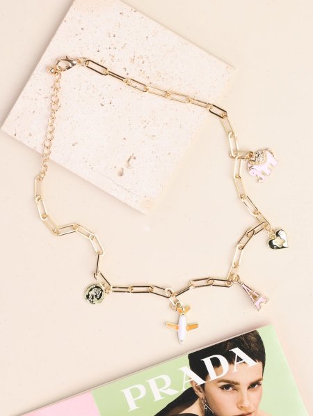 سنسال جنزير مع تشارمز.