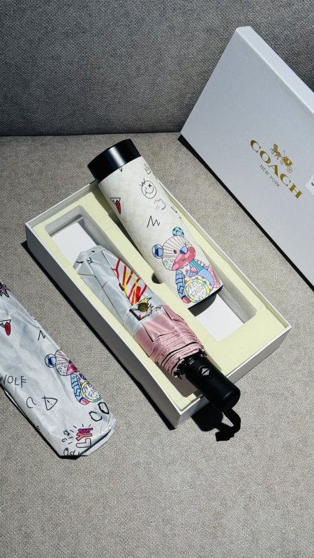 بكج مطره حراريه مع شمسيه من COACH.