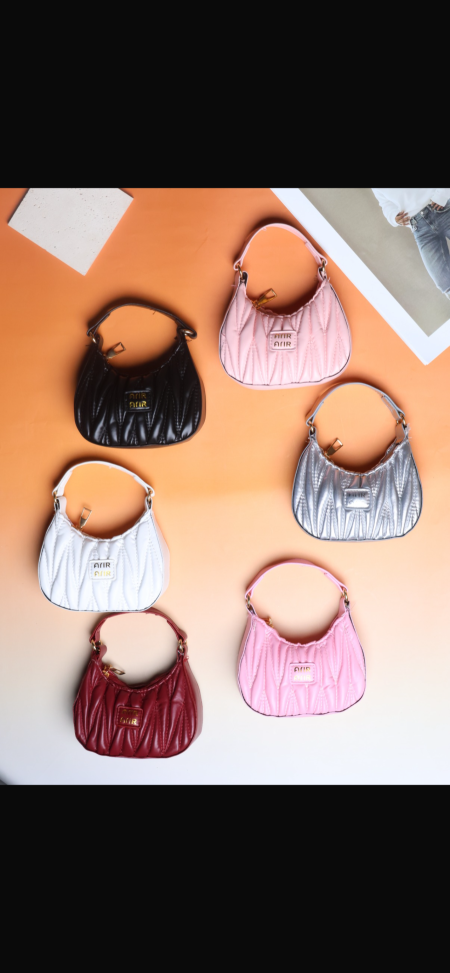 دزينه 12 حبه من شنط الأطفال.