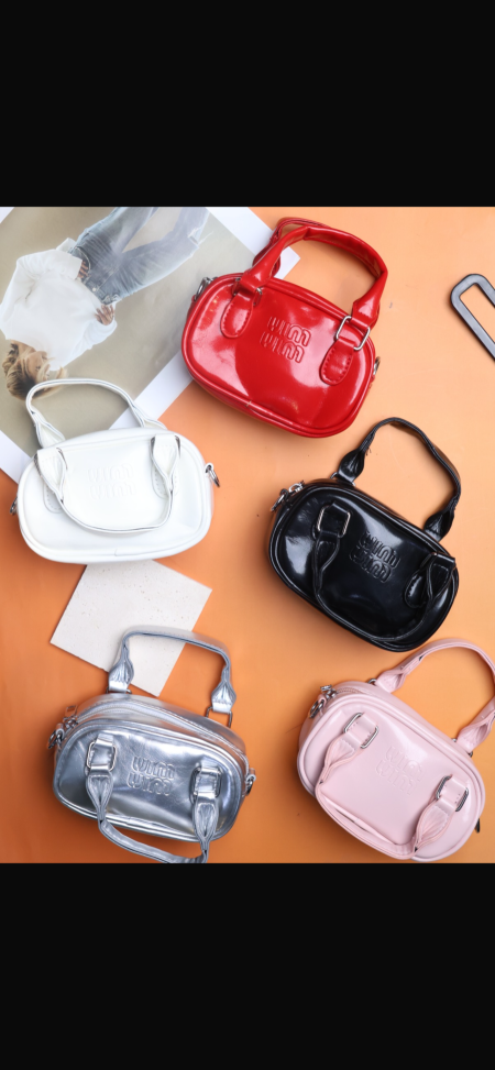 دزينه 12 حبه من شنط الأطفال.