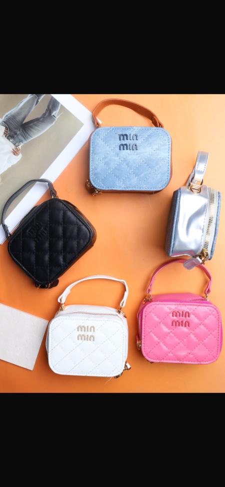 دزينه 12 حبه من شنط الأطفال.