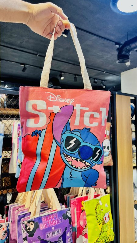 دزينه شنط أطفال شكل ستيتش.