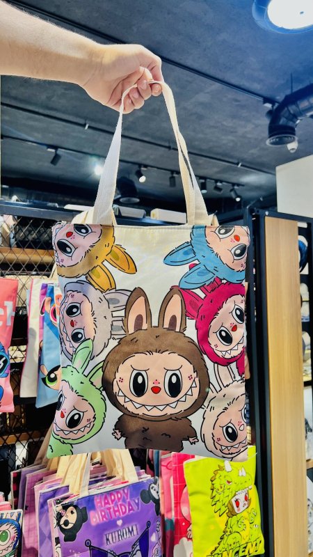 دزينه شنط أطفال شكل لبوبو