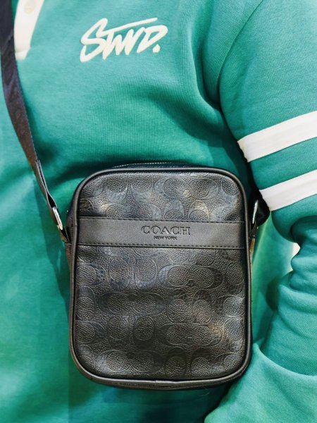 باوتش جلد COACH.