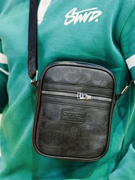 باوتش جلد COACH.