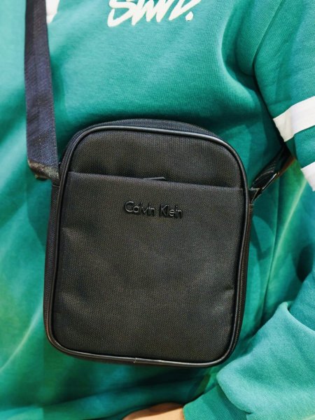 باوتش جلد CALVIN KLEIN.