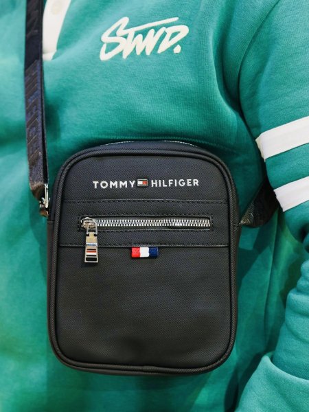 باوتش جلد TOMMY.