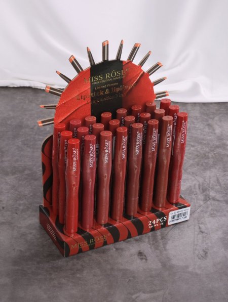 ستاند LIP STICK-LIP LINER