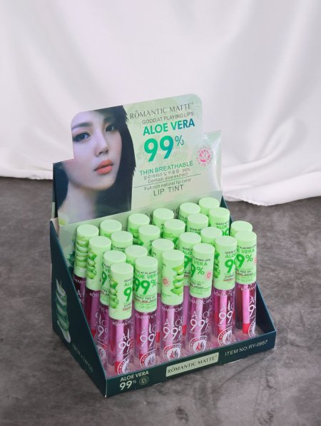ستاند Lip Tint.