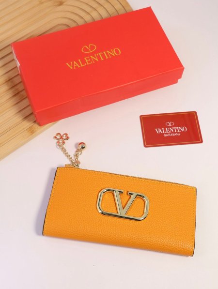 جزدان VALENTINO / مرفق بعلبة.