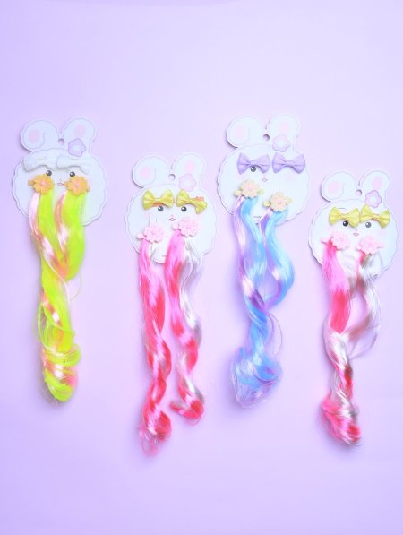 دزينة وصلات شعر ملونة للأطفال.