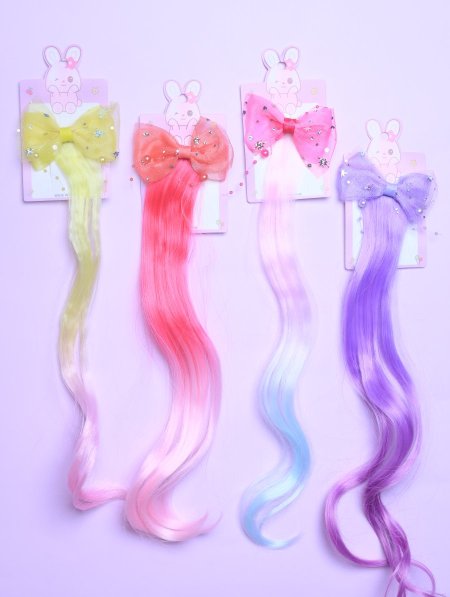 دزينة وصلات شعر ملونة للأطفال.