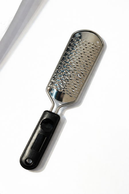 دزينه مبرد قدمين معدن.