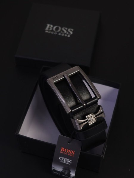 قشط  BOSS  جلد كواليتي عالي / مرفق بعلبة.