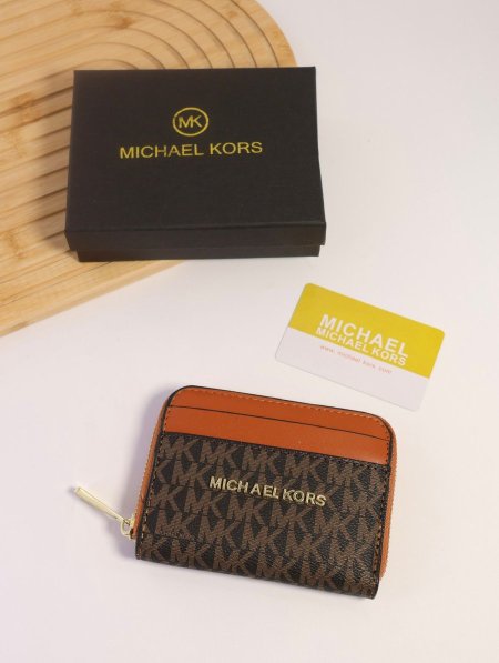 جزدان MICHEL KORS / مرفق بعلبة.