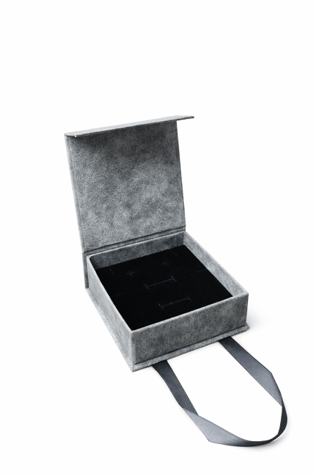 دزينة بوكسات أطقم اكسسوار.