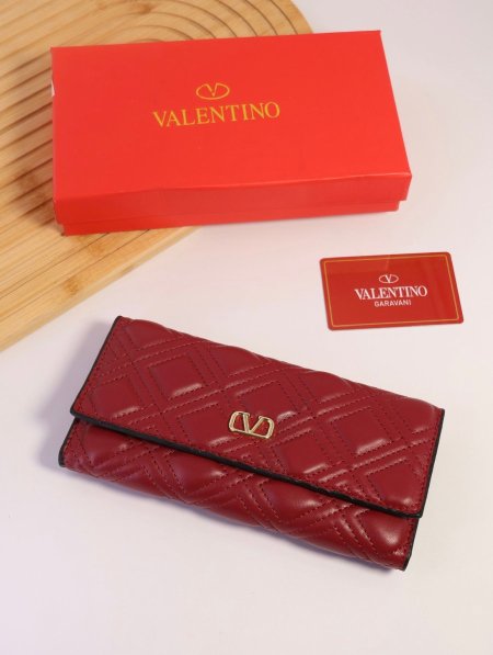 جزدان VALENTINO / مرفق بعلبة.