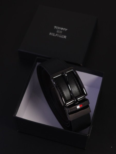 قشط TOMMY جلد كواليتي عالي / مرفق بعلبة.