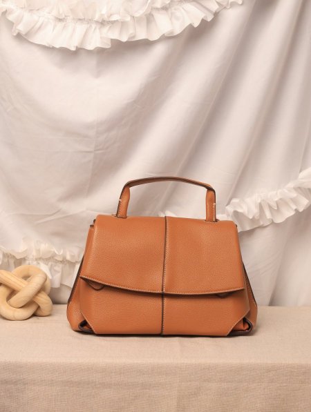 شنطة POLENE /غير مرفقة بعلبة.