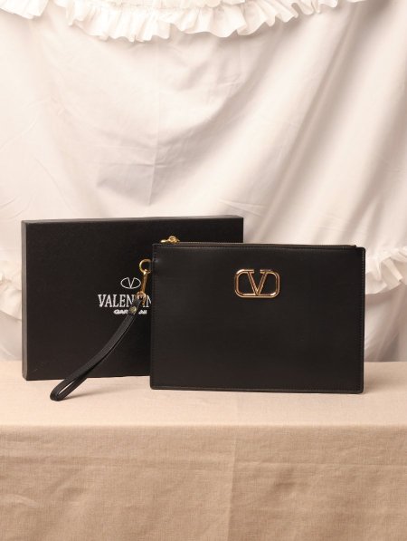 غلتش VALENTINO / مرفق بعلبة.