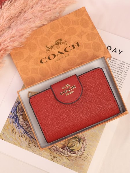 جزدان COACH / مرفق بعلبة.
