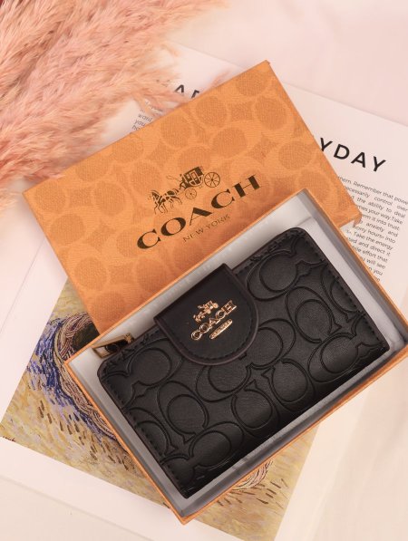 جزدان COACH / مرفق بعلبة.