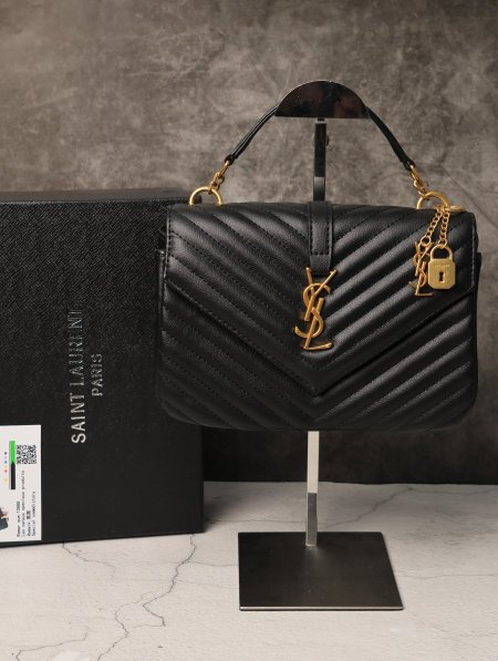 شنطة نسائية SAINT LAURENT.
