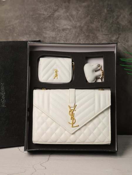 طقم شنطة نسائية SAINT LAURENT.
