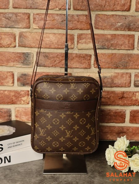 شنطة كتف GUCCI.