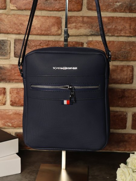 شنطة كتف TOMMY.