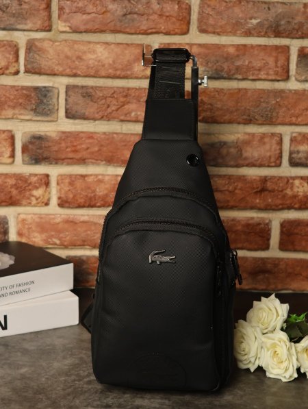 شنطة كتف LACOSTE.