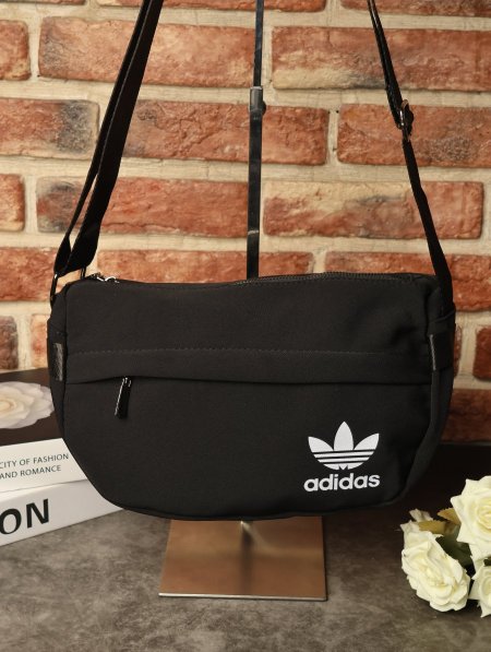 شنطة كتف ADIDAS.