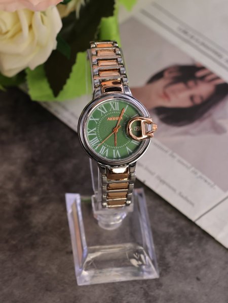 ساعة نسائية   AIGNER ماستر كوبي.