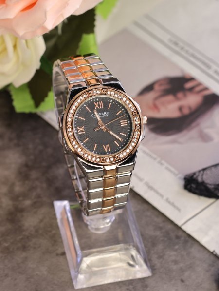 ساعة نسائية CHOPARD ماستر كوبي.