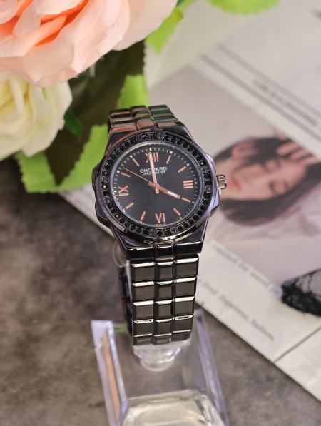 ساعة نسائية CHOPARD ماستر كوبي.