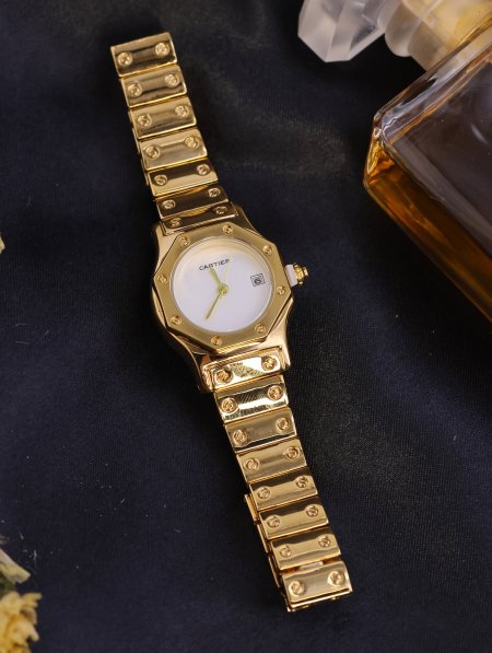 ساعة نسائية CARTIER ماستر كوبي.