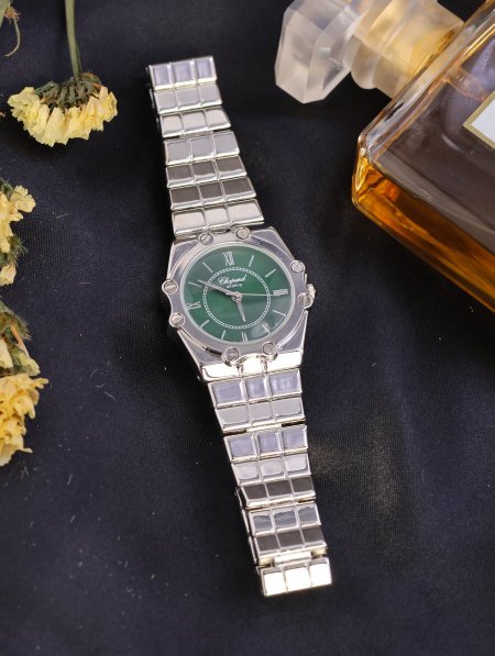 ساعة نسائية  patek philippe ماستر كوبي.