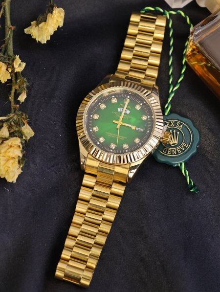 ساعة يد شبابية منROLEX .