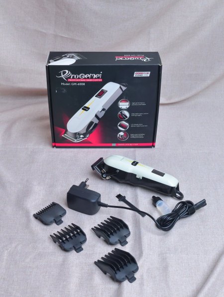 ماكينة حلاقة GM-6008 ProGemei