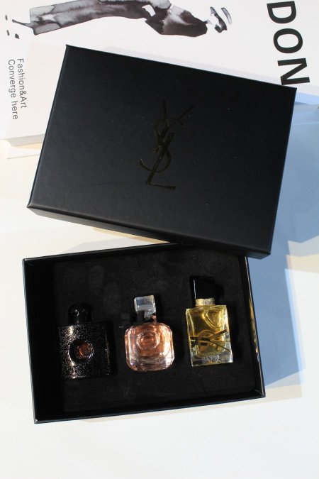 طقم عطر 3 علب من YVE SSAINT LAURANT.