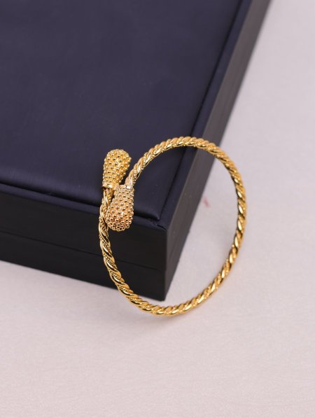 إسوارة روسي كواليتي عالي.