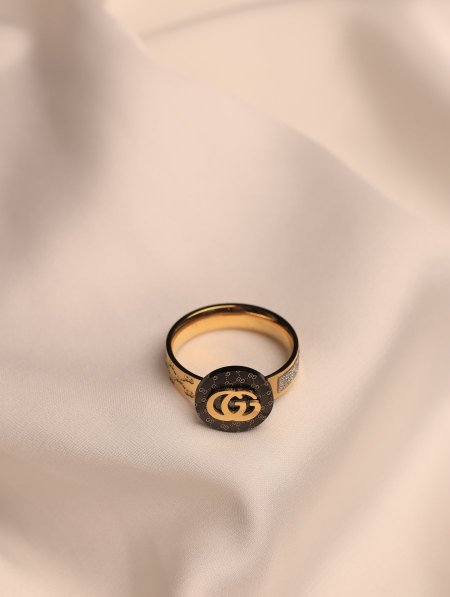 خاتم GUCCI ستانلس ستيل.