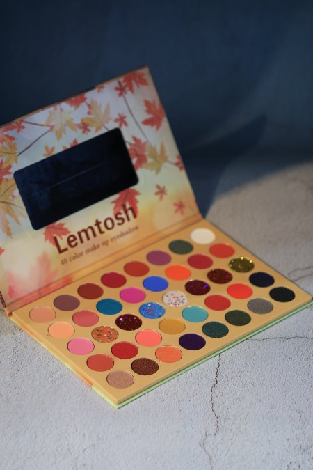 ظلال عيون LEMTOSH