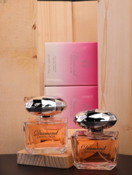طقم عطر (DIAMOND CRYSTAL) سعة 50 مل.