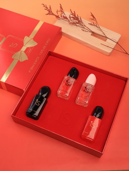 بكج عطور فاخر من IS.