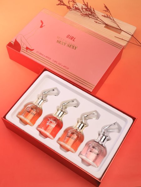 بكج عطور فاخر من SEXY SCANDAL.