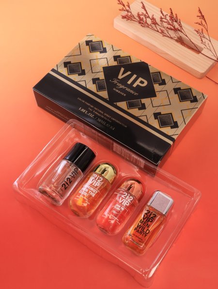 بكج عطور فاخر من 2I2 VIP.
